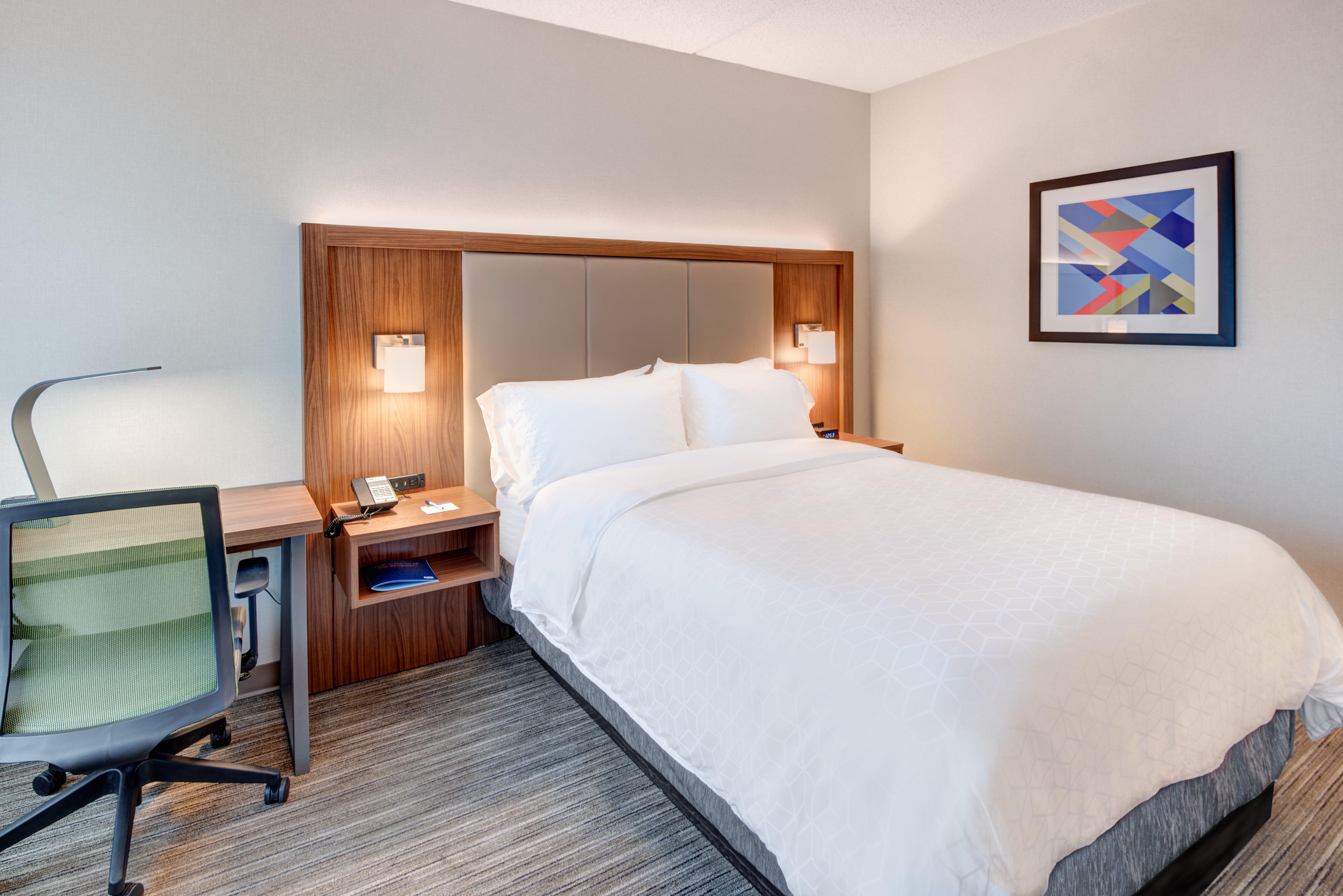 Holiday Inn Express & Suites West Long Branch - Eatontown By Ihg Exterior foto