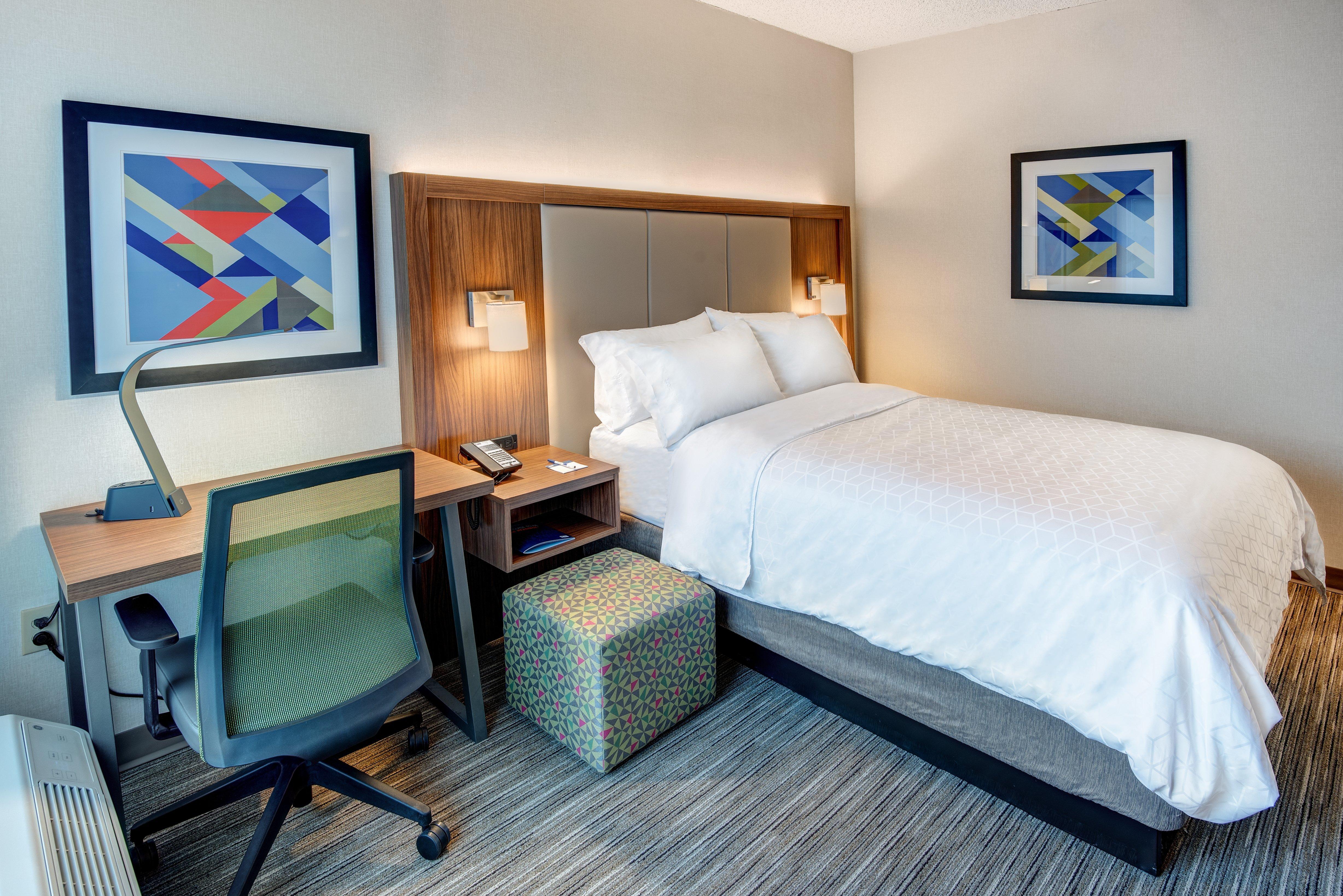 Holiday Inn Express & Suites West Long Branch - Eatontown By Ihg Exterior foto