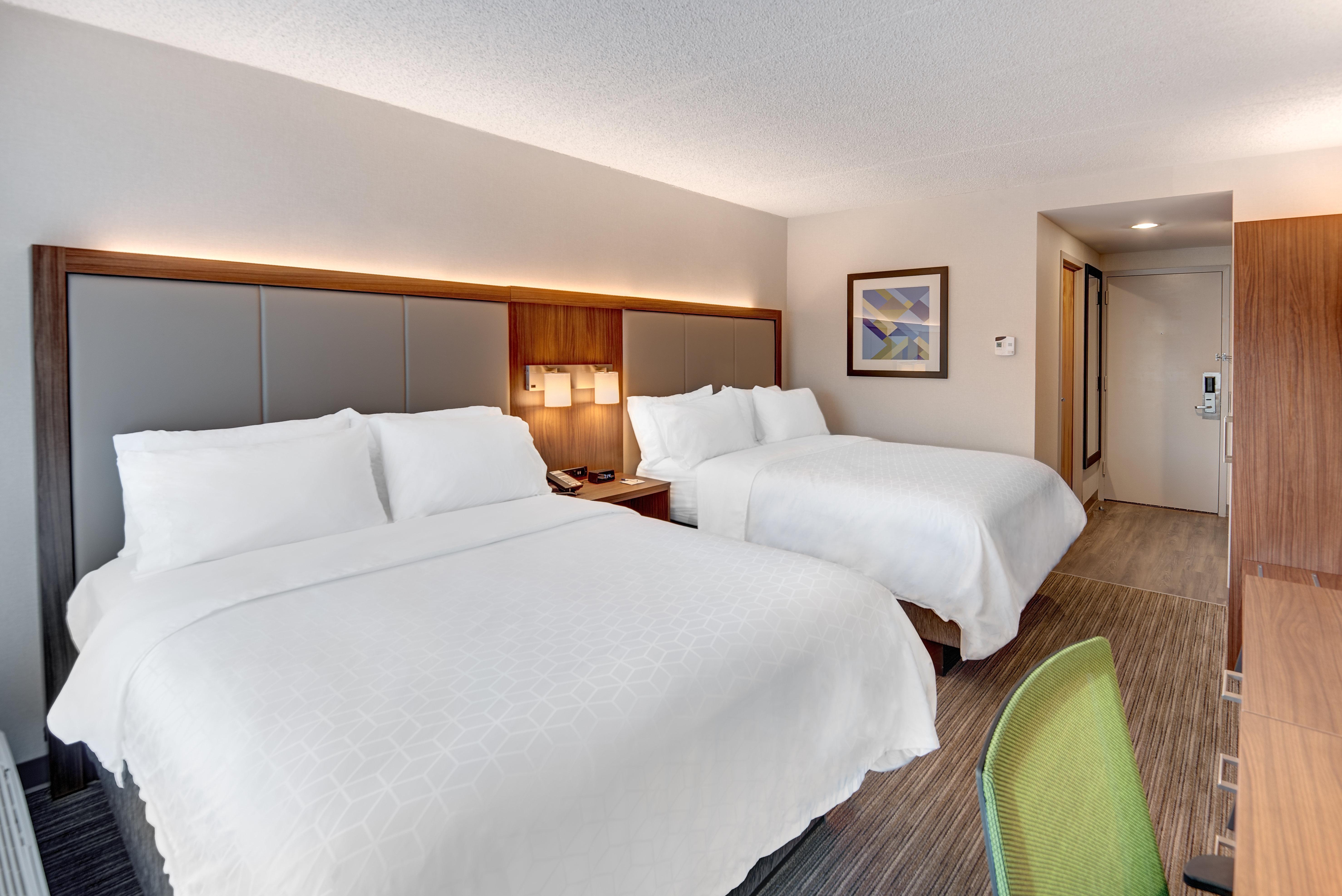 Holiday Inn Express & Suites West Long Branch - Eatontown By Ihg Exterior foto